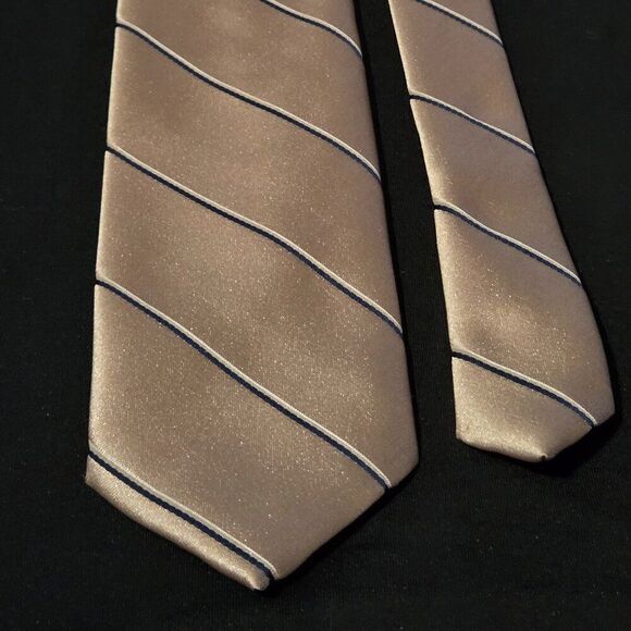 Wembley Leatherback Satin Striped Neck Tie - Picture 3 of 5